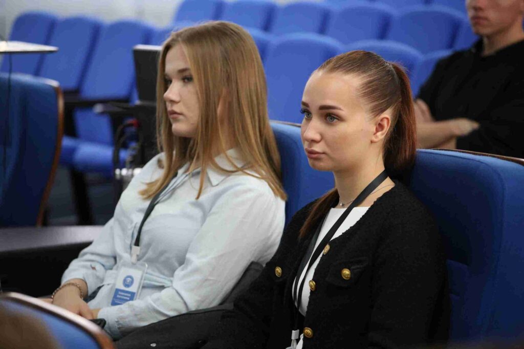 В КАСУ прошёл интерактивный воркшоп «Global mindset» (9)