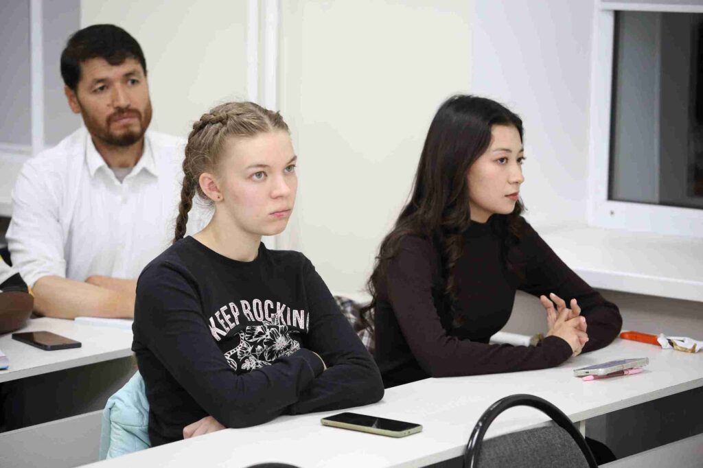 В КАСУ состоялся научно методический семинар Кристиан Джункера Джованнини по разработке исследовательских моделей7