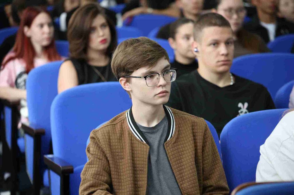 Заң мен тәртіп: молодёжь против наркотиков 6