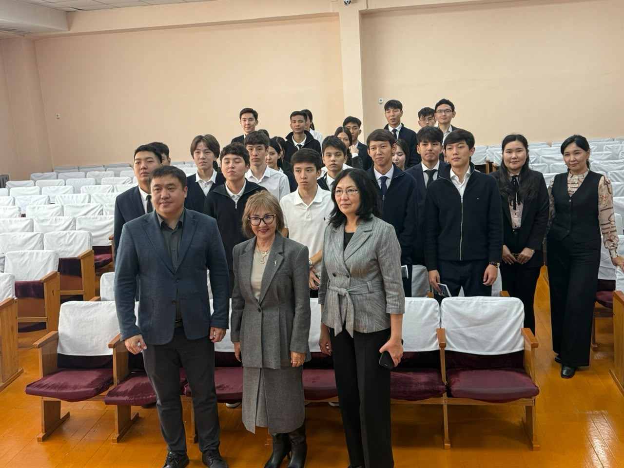 КАСУ расширяет сотрудничество с более чем 50 школами Усть Каменогорска (1)