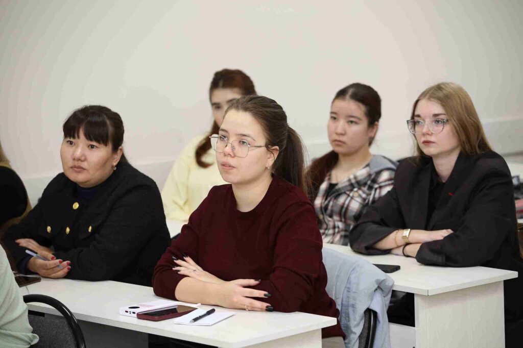 В КАСУ прошёл мастер класс по проектированию индивидуального маршрута развития4